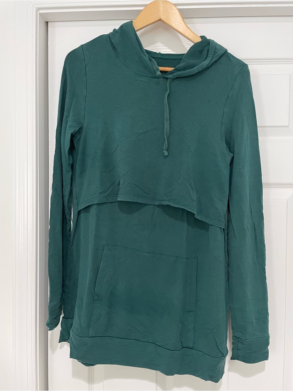 Latched Mama Size M Teal Nursing Hoodie